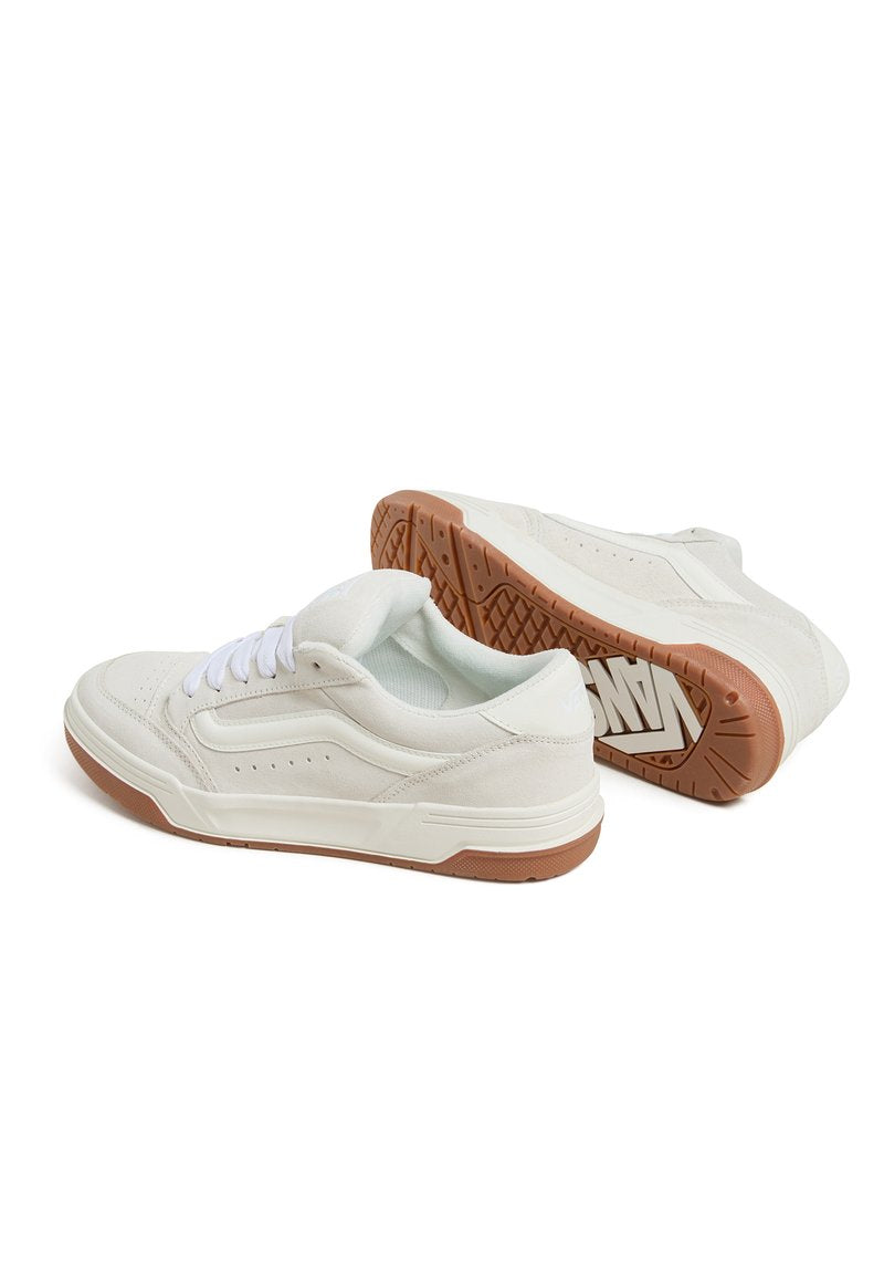 Vans
HYLANE UNISEX - Skateboarding shoes - marshmallow