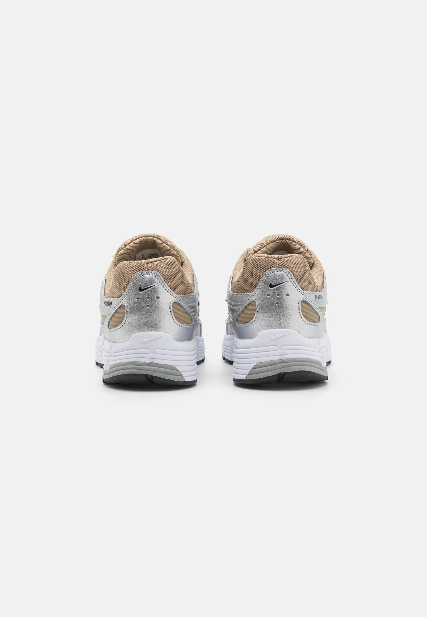 Nike Sportswear
P-6000 - Sports shoes