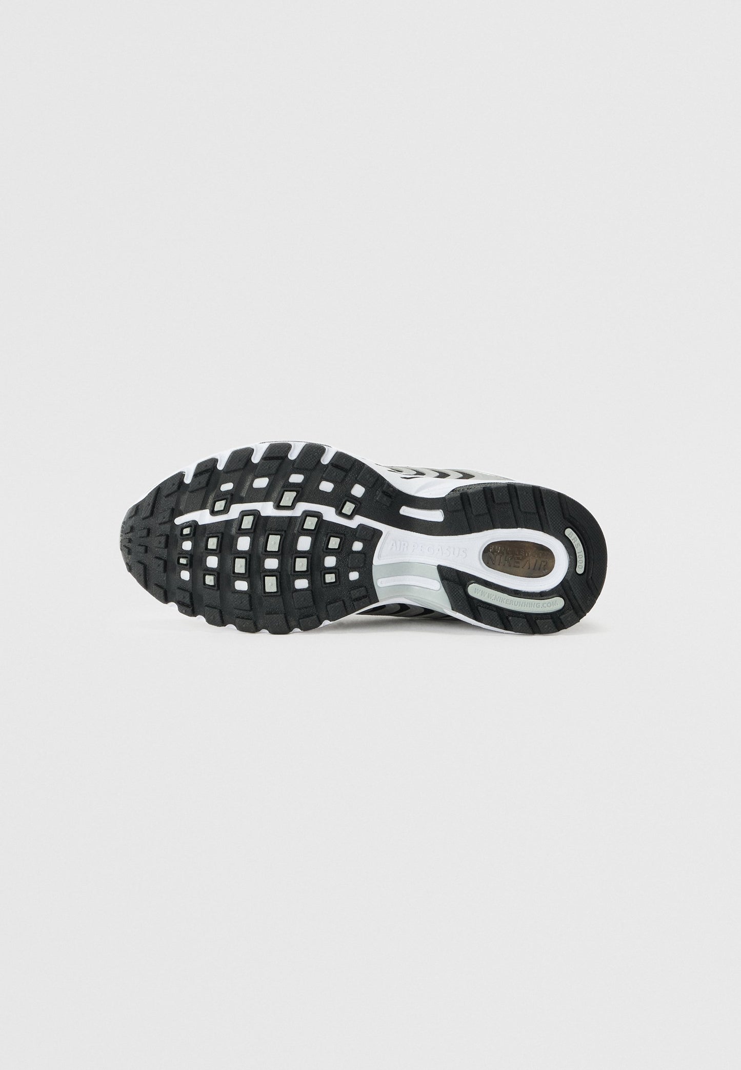 Nike Sportswear
AIR PEGASUS 2005 - Sneakers