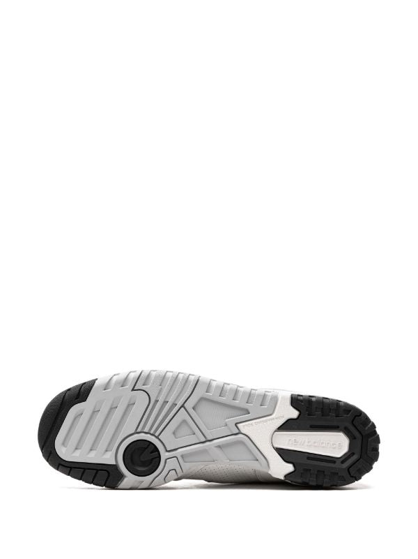 New Balance
650 "White/Black" high-top sneakers